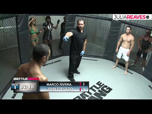 ❤️ Ultimate Fighter трахае дзяўчыну з нумарам адразу пасля бою на рынгу Сэкс у нас ️❤