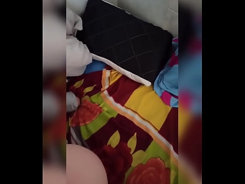 ❤️ Мая субяседніца застаецца дома адна, таму што яе муж едзе ў адпачынак, а я карыстаюся магчымасцю трахнуць яе і напоўніць яе малаком Сэкс у нас ️❤