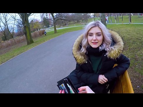 ❤️ Глытае гарачую сперму незнаёмца за грошы - мінет у парку ад Евы Эльфі Сэкс у нас ️❤